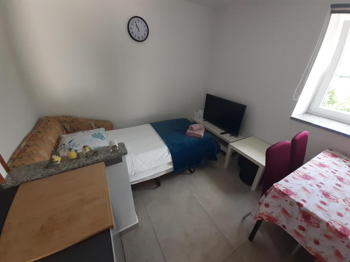 Apartman Sunset โพลมิน ภายนอก รูปภาพ